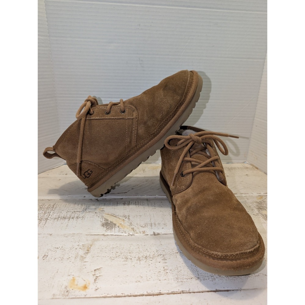 UGG Neumel Chukka Boots Chestnut Suede Shearling Lined Men's Size 9 US